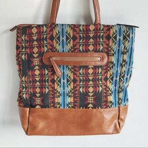 Street Level Tote bag